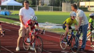 Ciclismo, la Poli Nova ci riprova: ecco i “Giovani velocisti sotto le stelle”