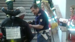 Riccardo Riccobello bloccato in stazione insieme ai soccorritori