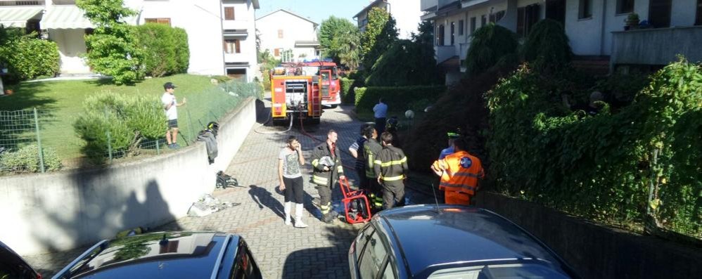 Le immagini dei soccorsi a Villa Raverio