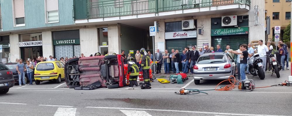 Lesmo, l’incidente sulla via Marconi - foto Boni