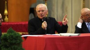 Monsignor Galantino, segretario della Cei, a San Pietro Martire a Monza. A sinistra, il direttore de il Cittadino, Martino Cervo; a destra Filippo Carrese del Club Unesco