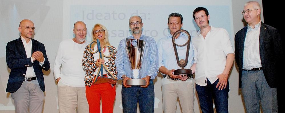 Lissone, presentazione della Coppa Agostoni numero 70 e dei trofei per i primi tre classificati