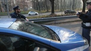 Un controllo della Polizia a Monza