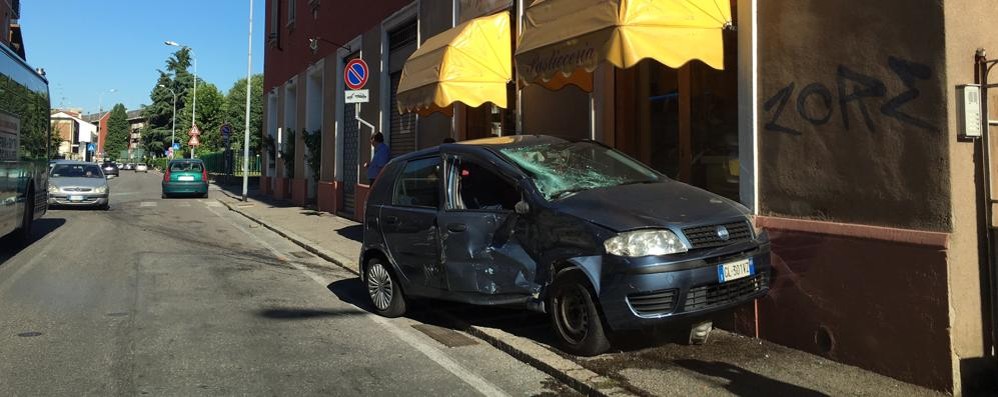 Monza, l’incidente in via Guerrazzi