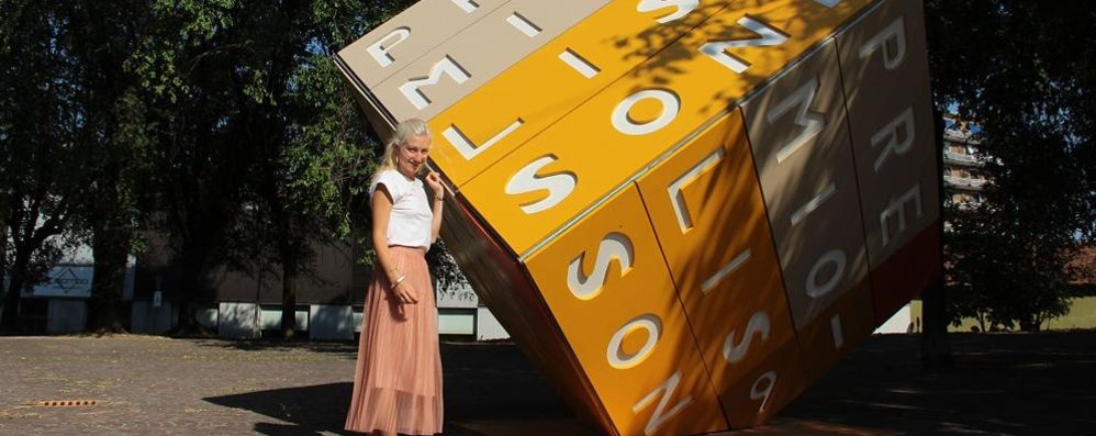 La web influencer Silvia Casonato in visita a Lissone