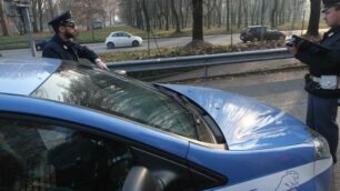 Una volante della polizia di stato di Monza