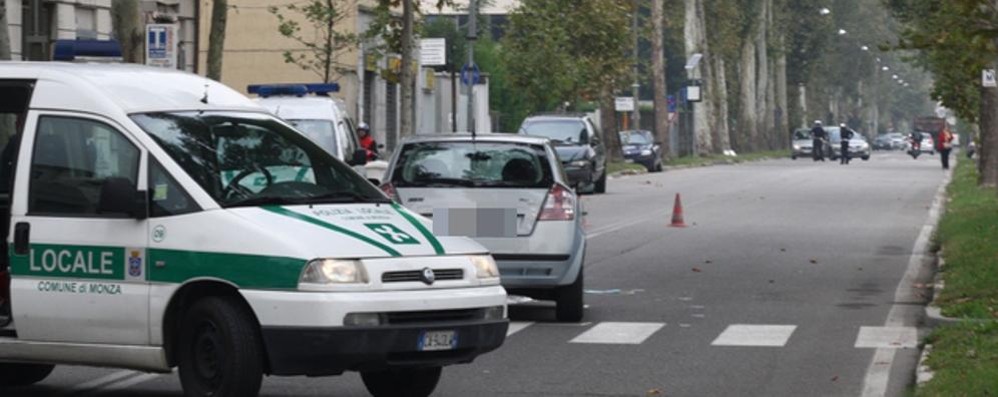 Un incidente in via Foscolo a Monza - foto d’archivio