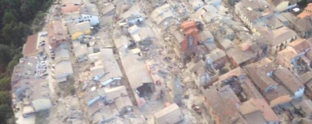 Amatrice vista dall’alto dopo il terremoto del 24 agosto - foto Vigili del fuoco