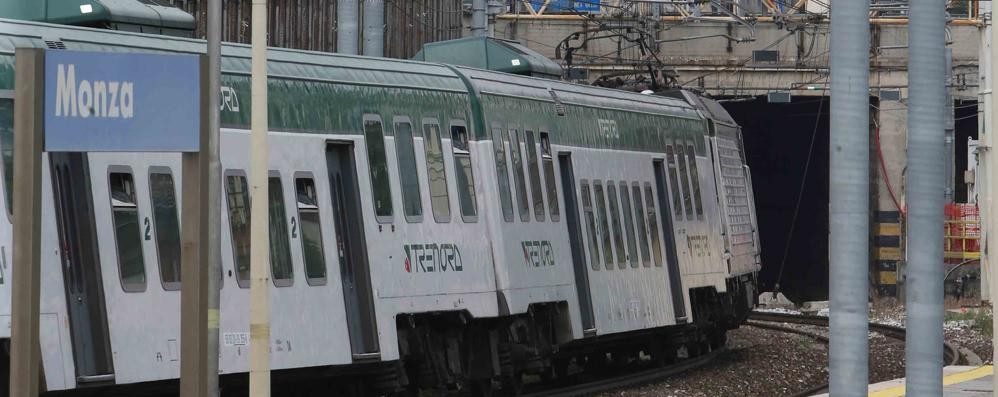 Monza Stazione Fs Linea ferroviaria Milano - Chiasso