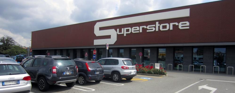Uno dei numerosi supermercati Esselunga aperti in Brianza