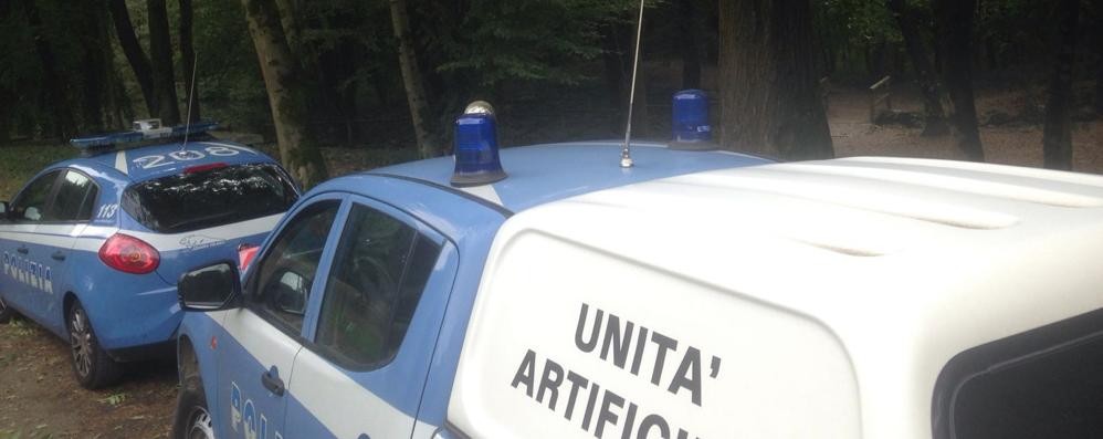 L’unita artificieri della polizia di stato nel parco di Monza