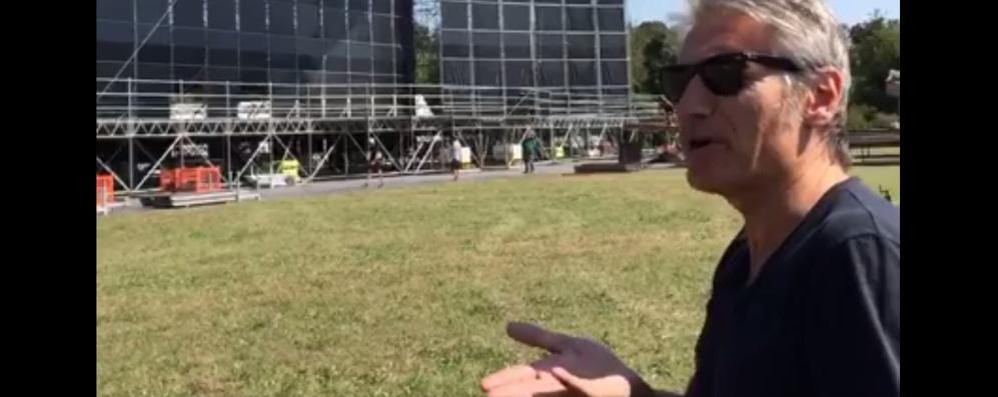 Un’immagine della diretta Facebook con cui Ligabue ha presentato il palco nel parco di Monza