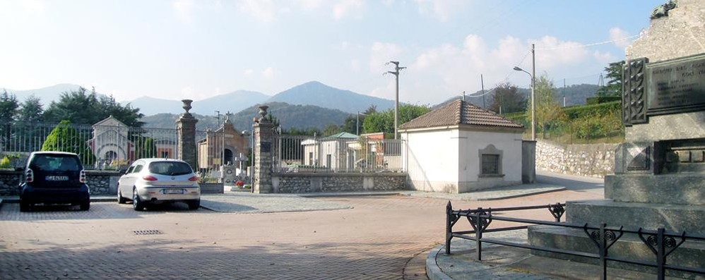 Il parcheggio di Eupilio teatro della rapina