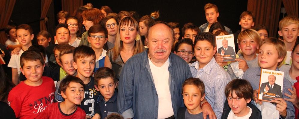 Lino Banfi sul palco del teatro Sant’Ambrogio