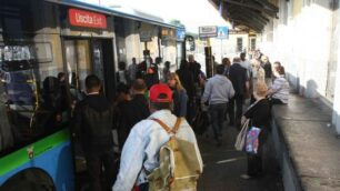 Monza Stazione autobus piazza Castello