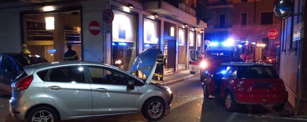 Incidente tra via Volta e via Mosè Bianchi