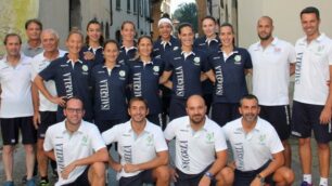 Giocatrici e staff del Saugella team a Chiavenna