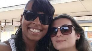 Joyce Helena Diniz De Oliveira e Laura Parapetti
