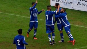 Calcio, l'esultanza di Riccardo Capogna e del Seregno dopo il gol del 2-0