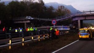 Il ponte crollato sulla Valassina - foto Edoardo Terraneo