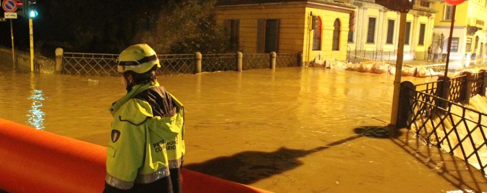 Monza, l ondata di piena del Lambro nel novembre 2014