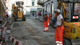 Mezzi da lavoro al lavoro - foto d’archivio