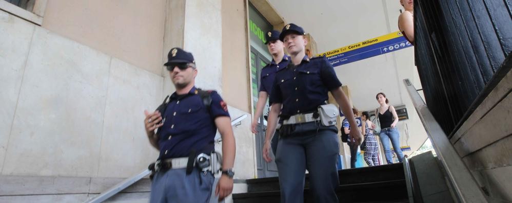 Alcuni agenti di polizia di Monza