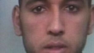 Il marocchino ricercato (foto dal quotidiano La Provincia di Como)