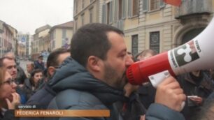 Salvini a Monza per i profughi: «Sgomberiamo noi in via Asiago”