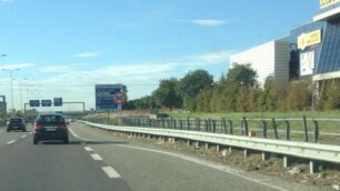 Cartelli con il limite a 90 all'ora in Valassina