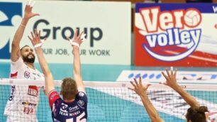 Volley, il Gi Group Team a muro su Juantorena nella prima partita di Superlega contro la Lube