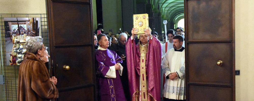 L’apertura della Porta Santa al Santuario di Seveso