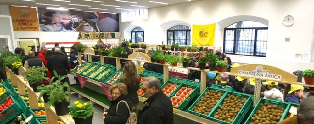 Un punto vendita di campagna amica