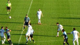 Calcio, Seregno-lecco: una fase confusa a metà campo