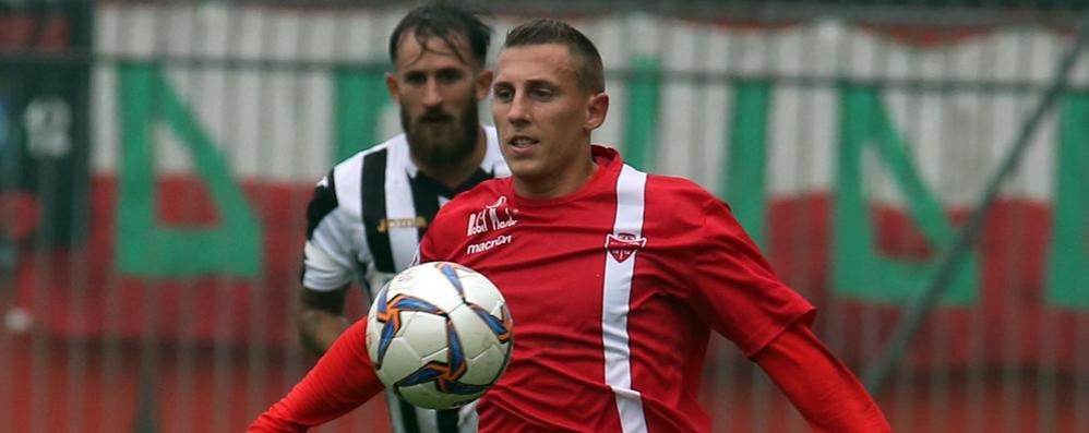 Calcio, serie D: D’Errico, autore di uno dei quattro gol del Monza