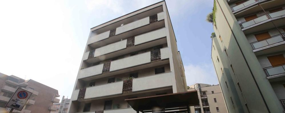 Monza, il condominio via Goldoni 25