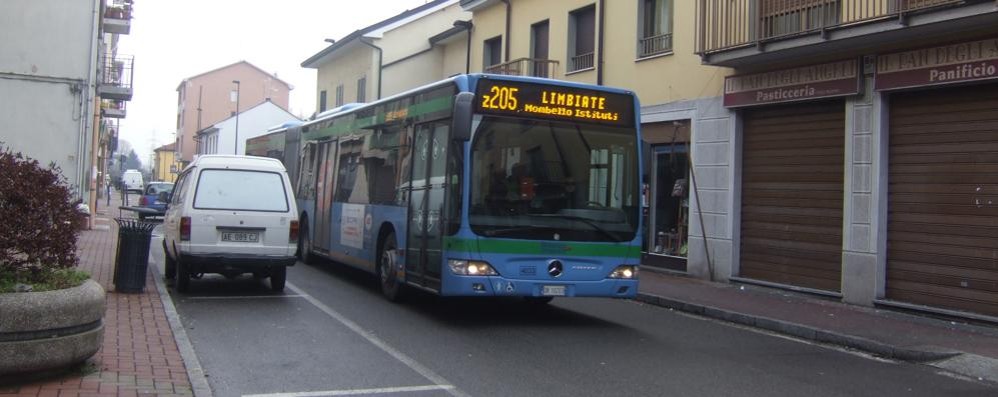 Autobus a Limbiate