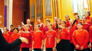 Il coro “I coriandoli” nell’incantevole esibizione di sabato sera a Lissone