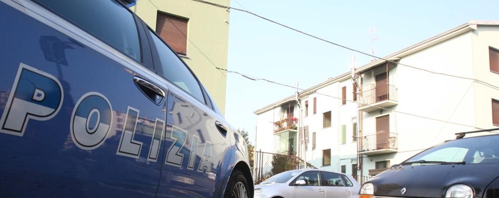 La polizia in via Masaccio, a Monza