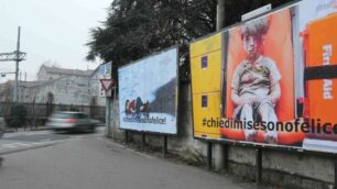 Monza. i manifesti affissi da Felice Terrabuio per il suo nuovo progetto di “urban art”