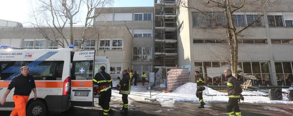 Monza, l’incidente mortale sul lavoro alla scuola Rubinowicz nel febbraio 2013