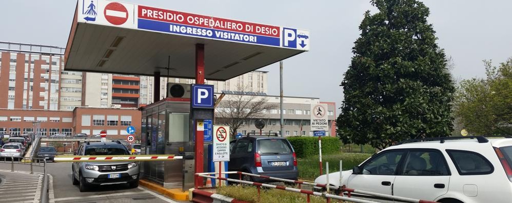 L’ingresso dell'ospedale di Desio