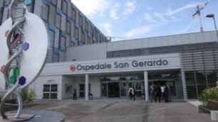 L’ingresso dell’ospedale San Gerardo di Monza