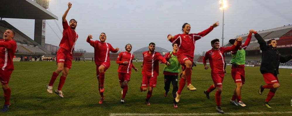 Monza ancora vittorioso: festa a fine partita davanti ai tifosi