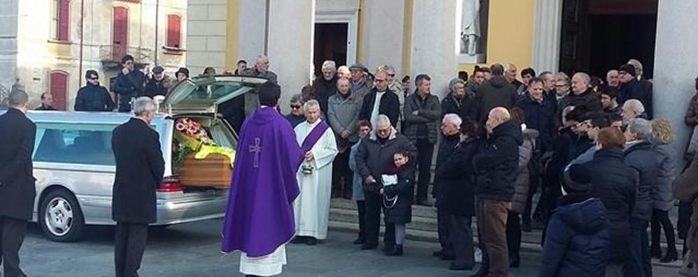 BESANA il funerale di Gianluigi Giambelli