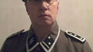 Biassono: il comandante della polizia locale si traveste da nazista