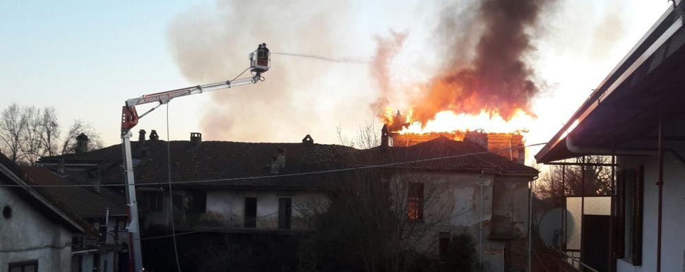 Incendio di Villa Medolago a Limbiate