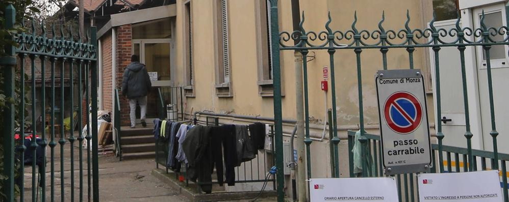 Monza Casa accoglienza immigrati in via Spallanzani