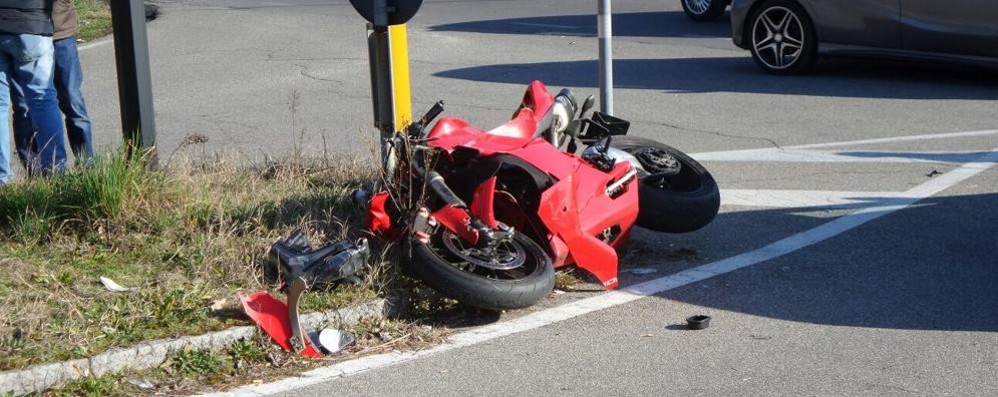 La moto dopo l’impatto