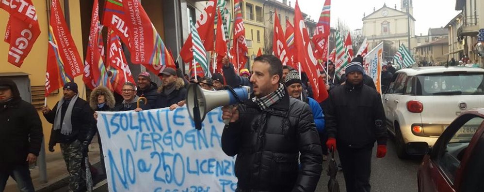 Corteo dei dipendenti K-Flex